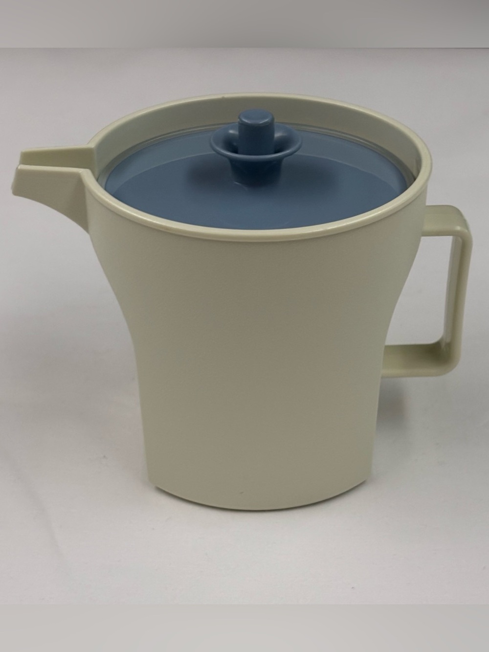 Vintage Tupperware Creamer Pitcher 1414-15 Almond Beige Blue Push Button Lid